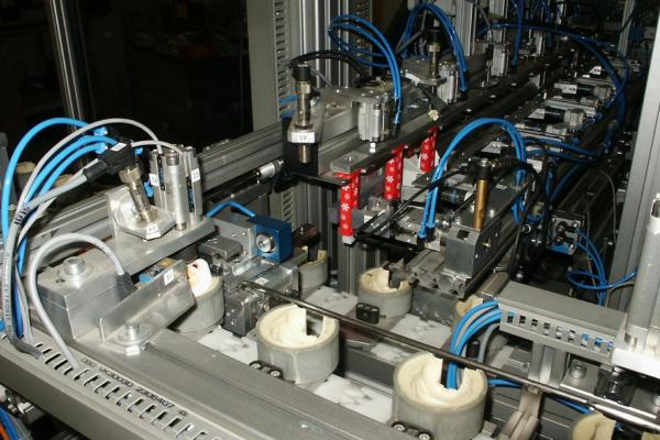 PEZ machine